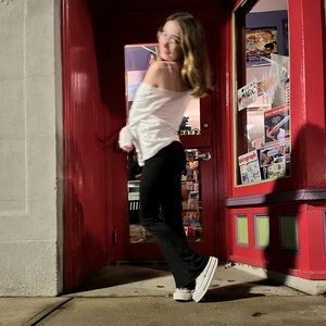 Meet your Posher, Bella